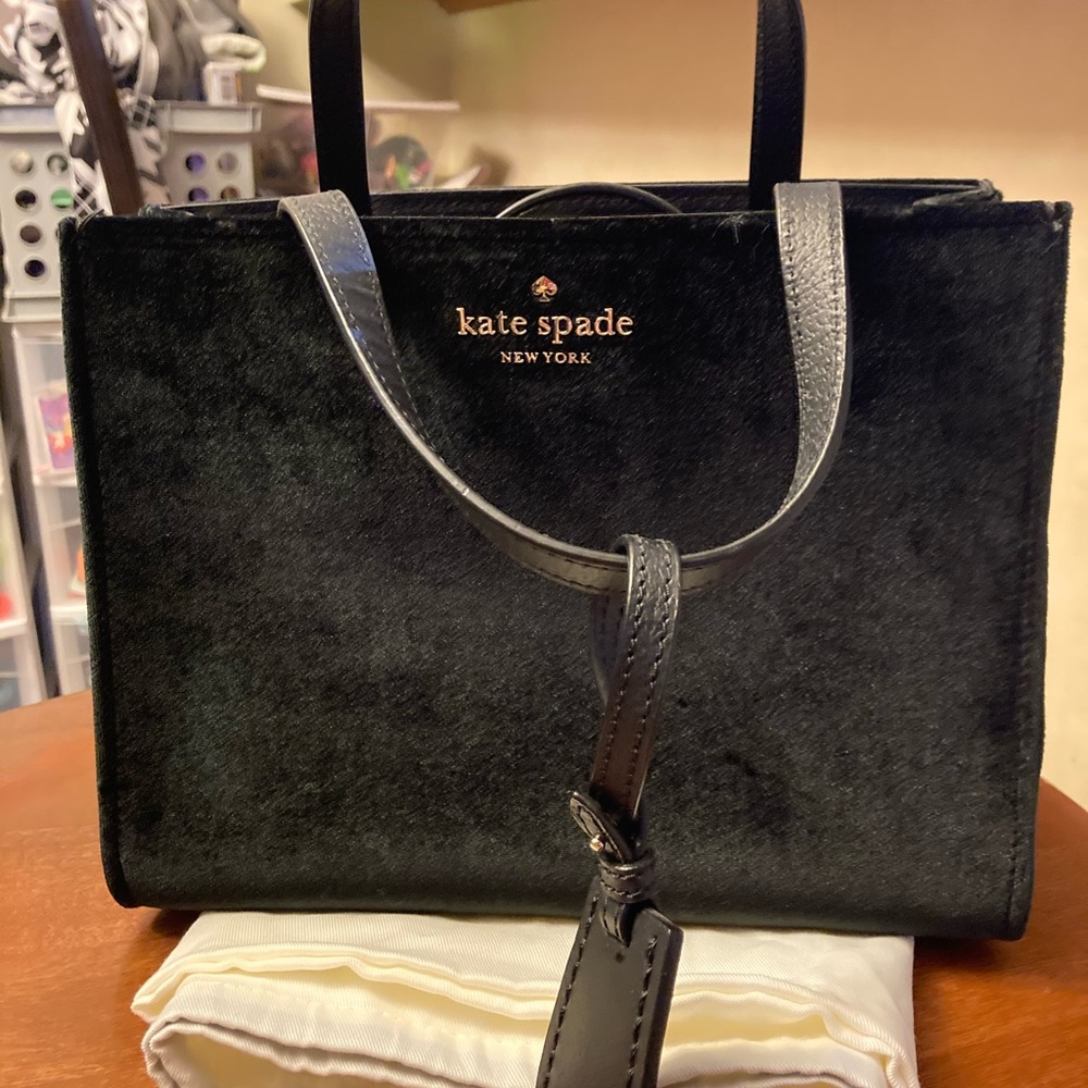 EUC Kate Spade black Thompson Street velvet Sam crossbody purse looks brand new